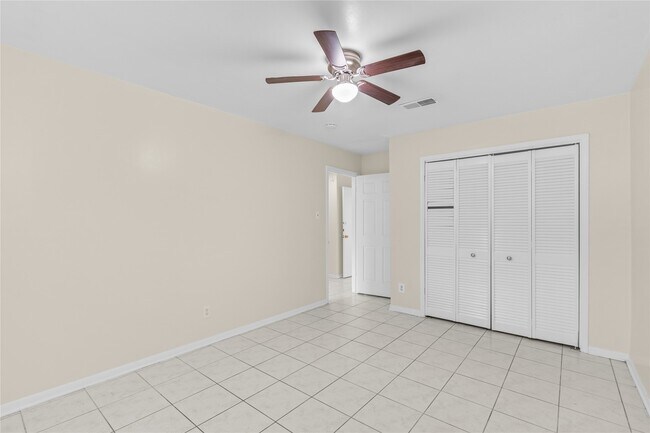 Building Photo - 10606 Beckfield Dr