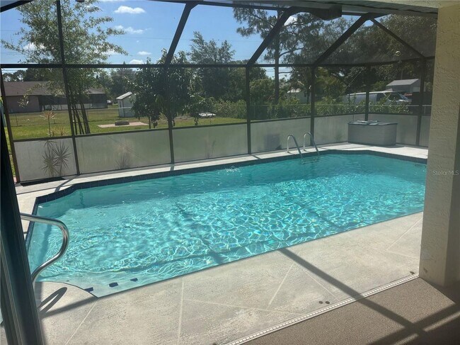 Building Photo - 212 Jefferson Ave