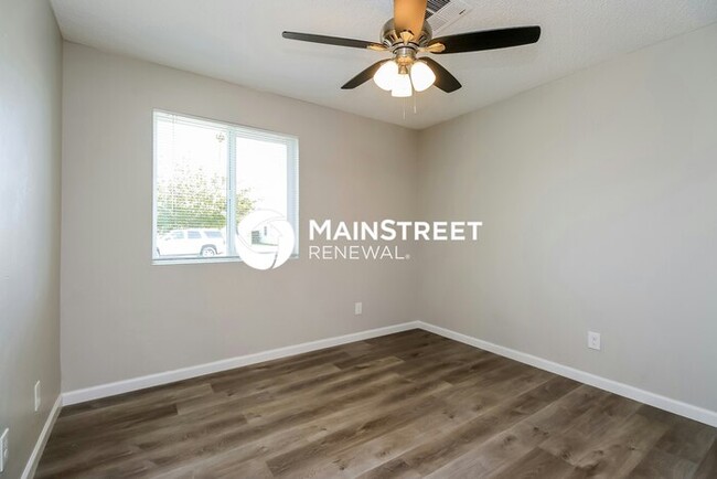 Building Photo - 5 Bedroom Pet-Friendly Home in PHOENIX, AZ...