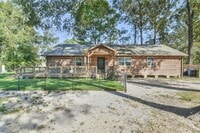 Building Photo - 24237 Creekwood Dr