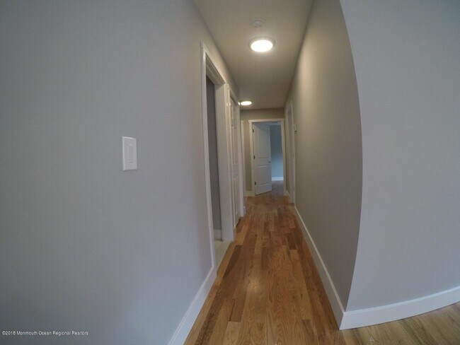 Building Photo - 517 Asbury Ave