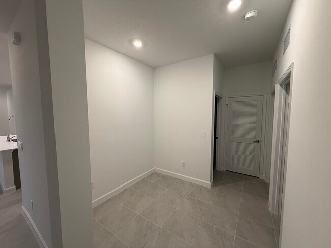 Building Photo - 1650 Pelican Post Pl