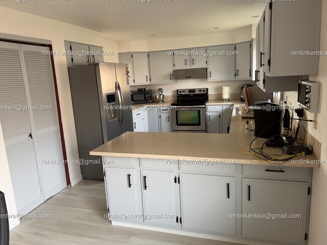 Building Photo - 4234 S 252nd Pl