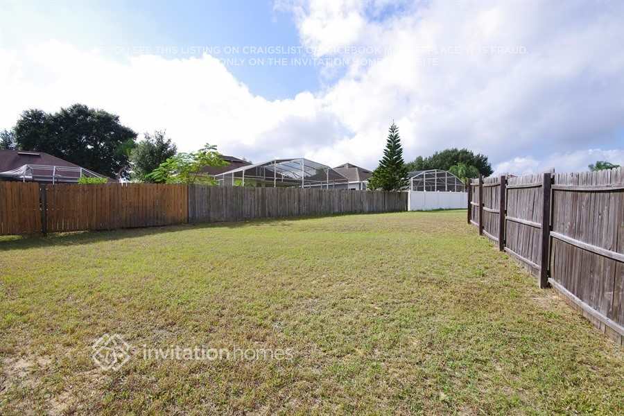 Building Photo - 855 Berwick Dr