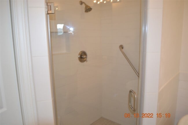 Building Photo - 4007 Sand Terrace Dr