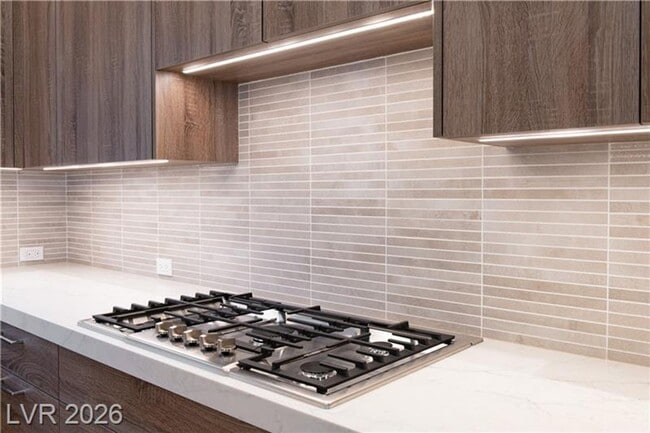 Building Photo - Modern Tri-Story Home in McDonald Highlands