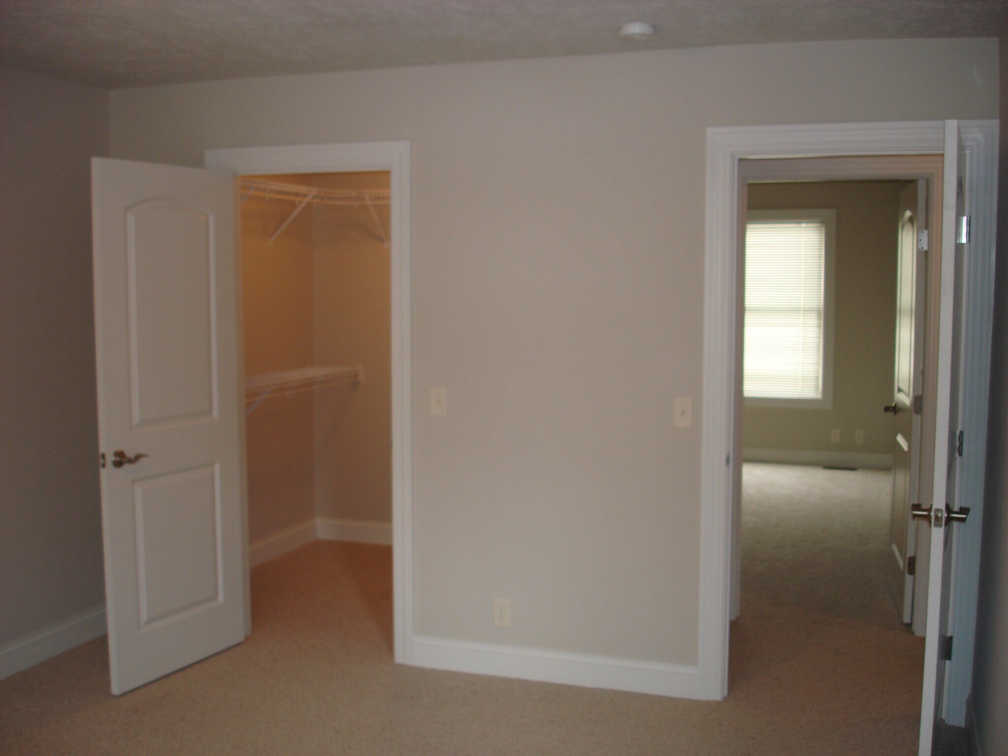 Building Photo - 940 Sautter Dr