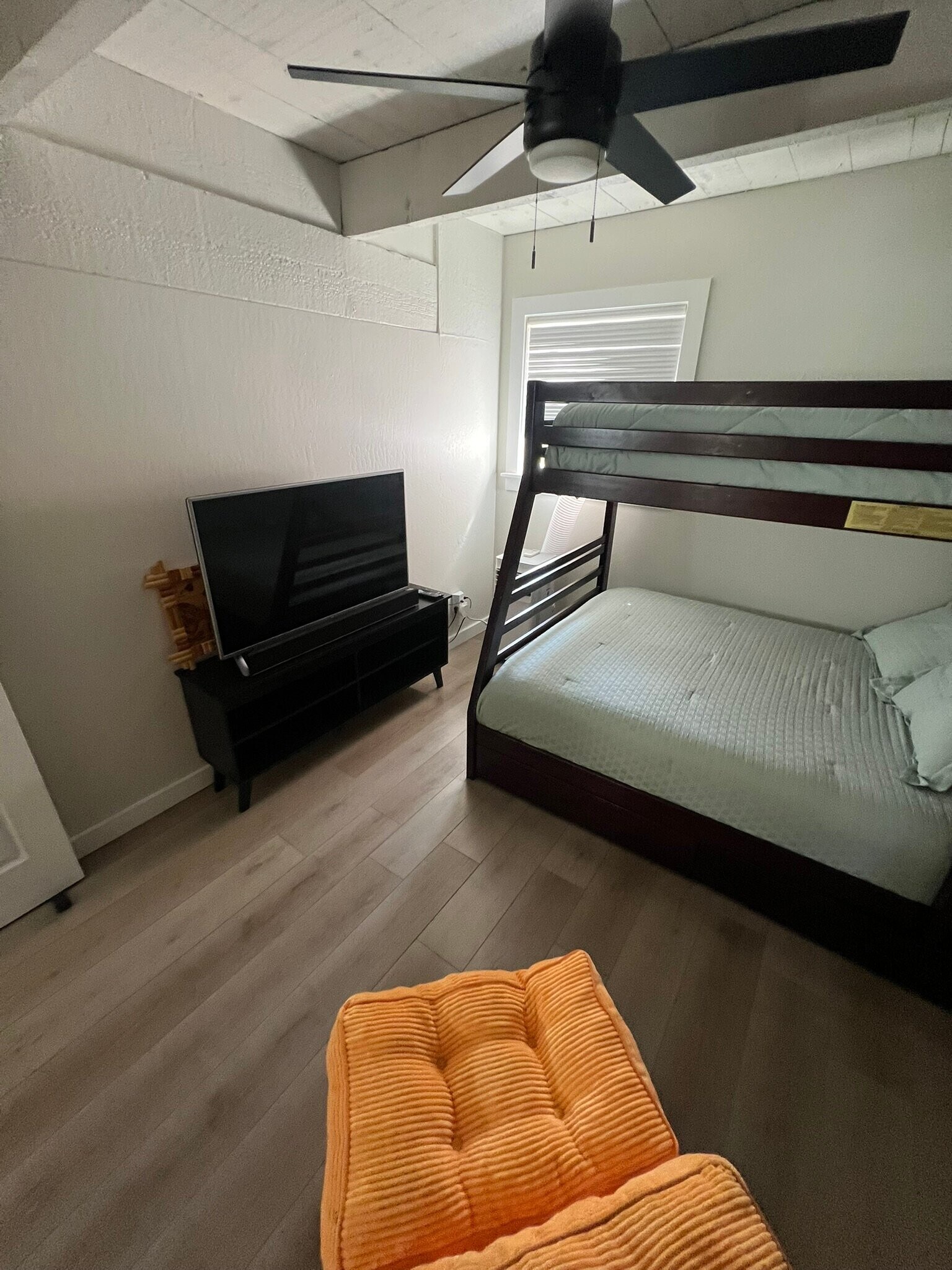 Building Photo - 51-171-171 Ka?a?awa Park Ln