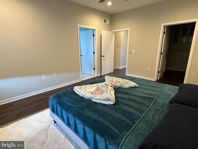 Building Photo - 3119 Pierview Ln