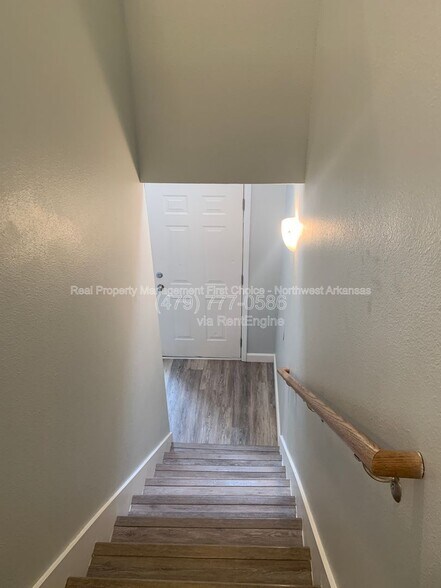 Building Photo - 1866 N Scull Creek Dr