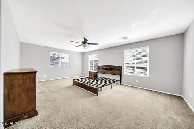 Building Photo - 7770 W Alvarado Rd