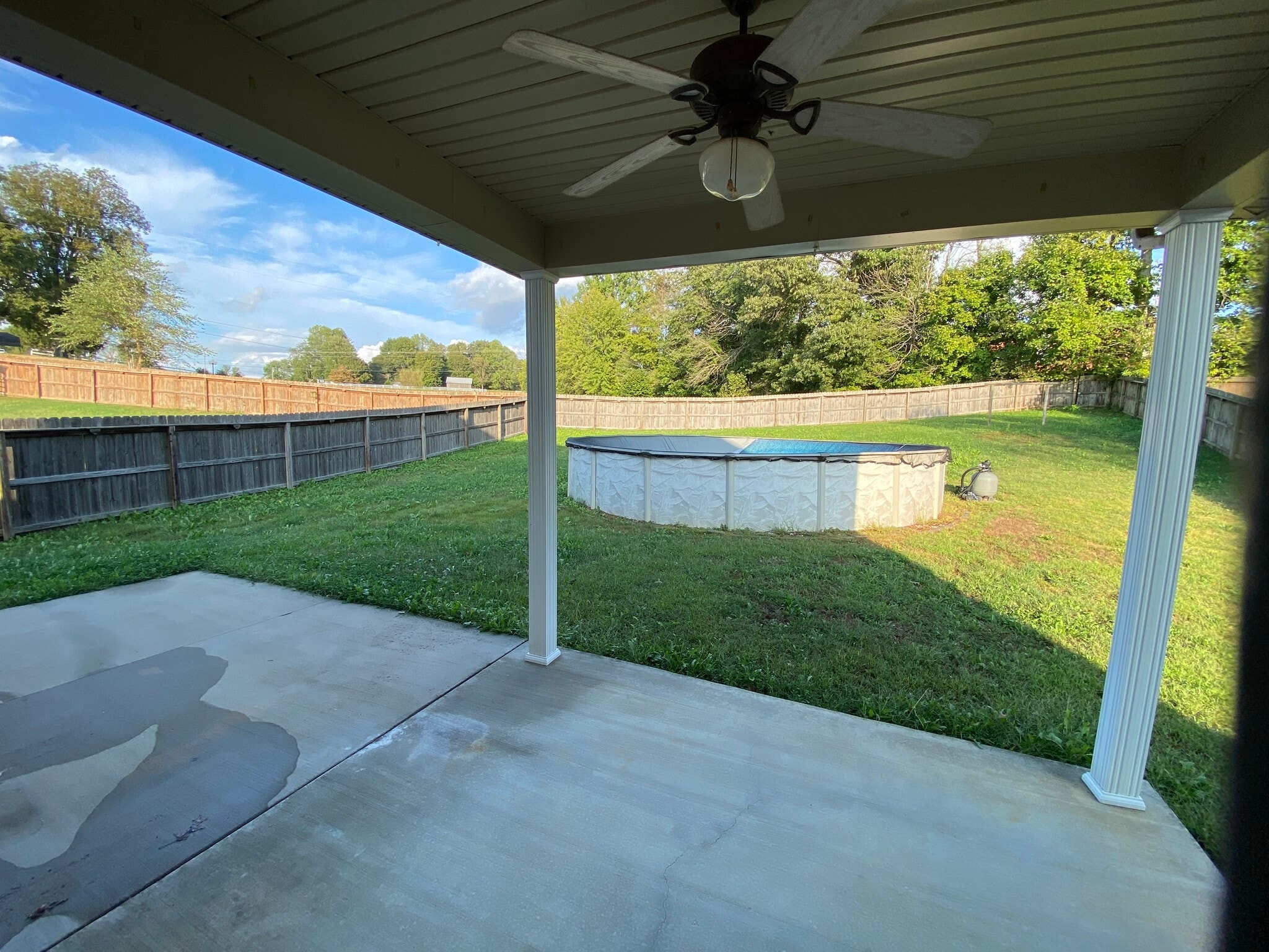 Building Photo - 6405 Autumn Valley Trce