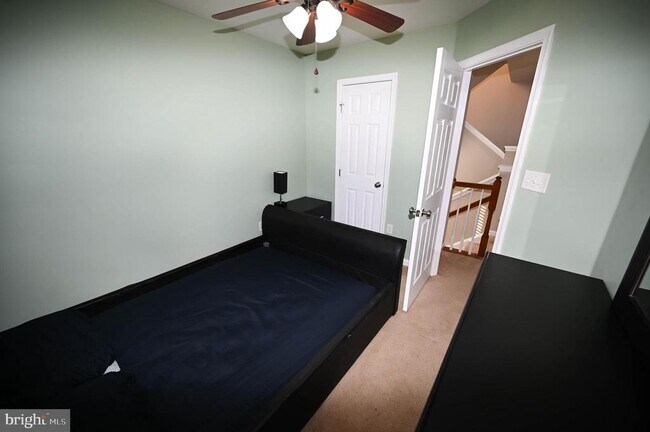 Building Photo - 9310 Paragon Way