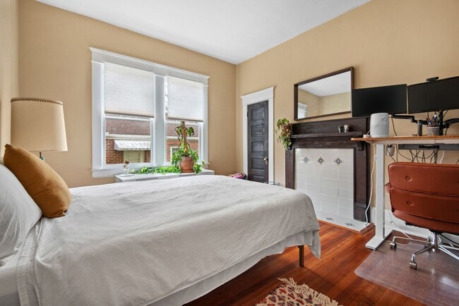 Building Photo - Gorgeous Home in Durham!