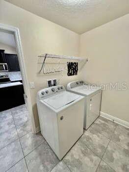 Building Photo - 424 Buchannan Dr