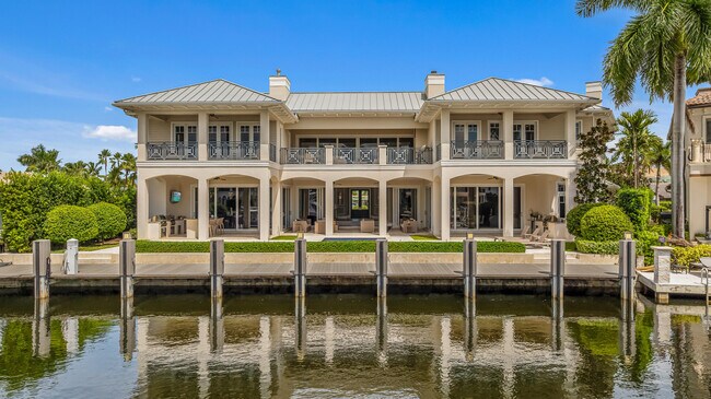 Building Photo - 3211 NE 27th Ave