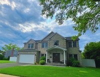 Building Photo - 28 Fern Dr E