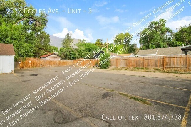 Building Photo - 2332 Eccles Ave