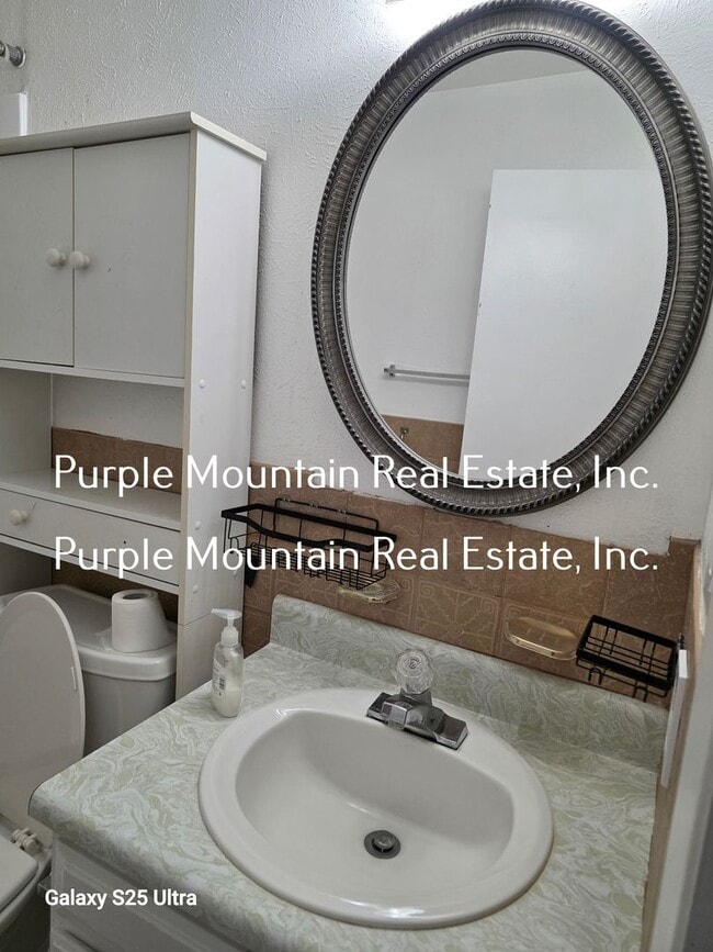 Building Photo - AVAILABLE NOW:  3 Bedrooms, 2 Bath Home for Rent