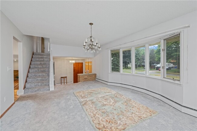 Building Photo - 75 Old Meadow Dr