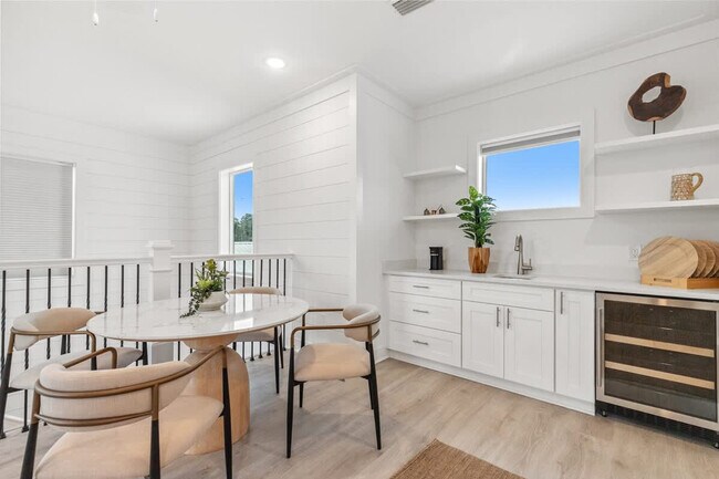 Building Photo - 224 W Willow Mist Rd