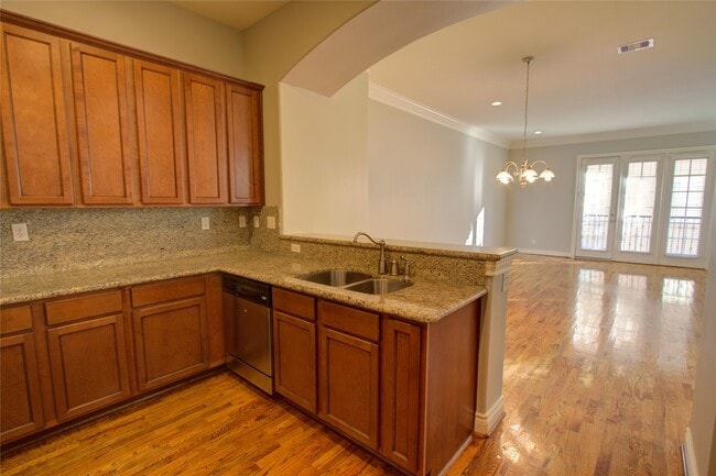 Building Photo - 1612 Colorado St