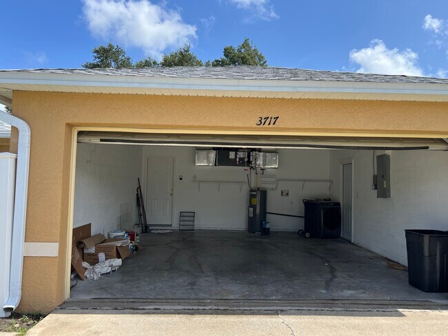 Building Photo - 3717 137th Ave N