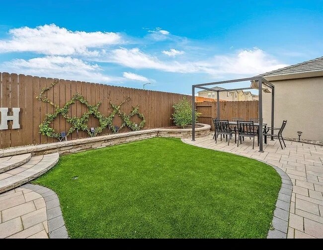 Building Photo - 2793 Maraschino Wy