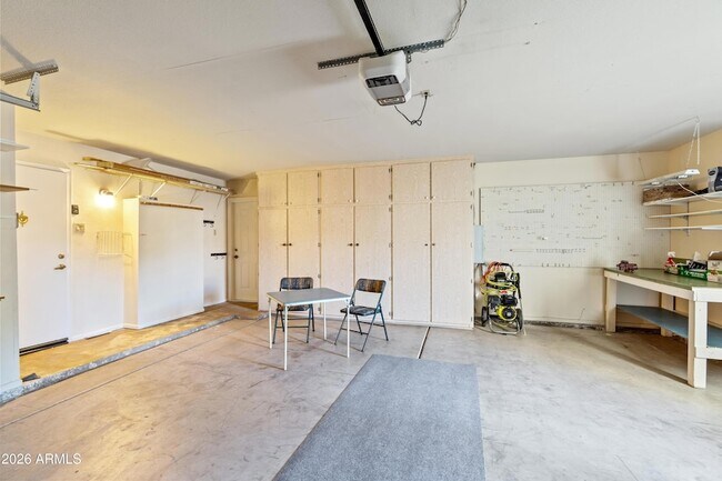 Building Photo - 10077 E Calle De Cielo Cir