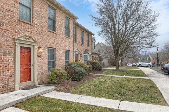 Building Photo - 1284 Hunters Ridge Dr