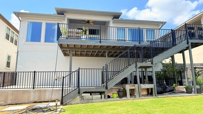 Building Photo - 388 Pisa Ln