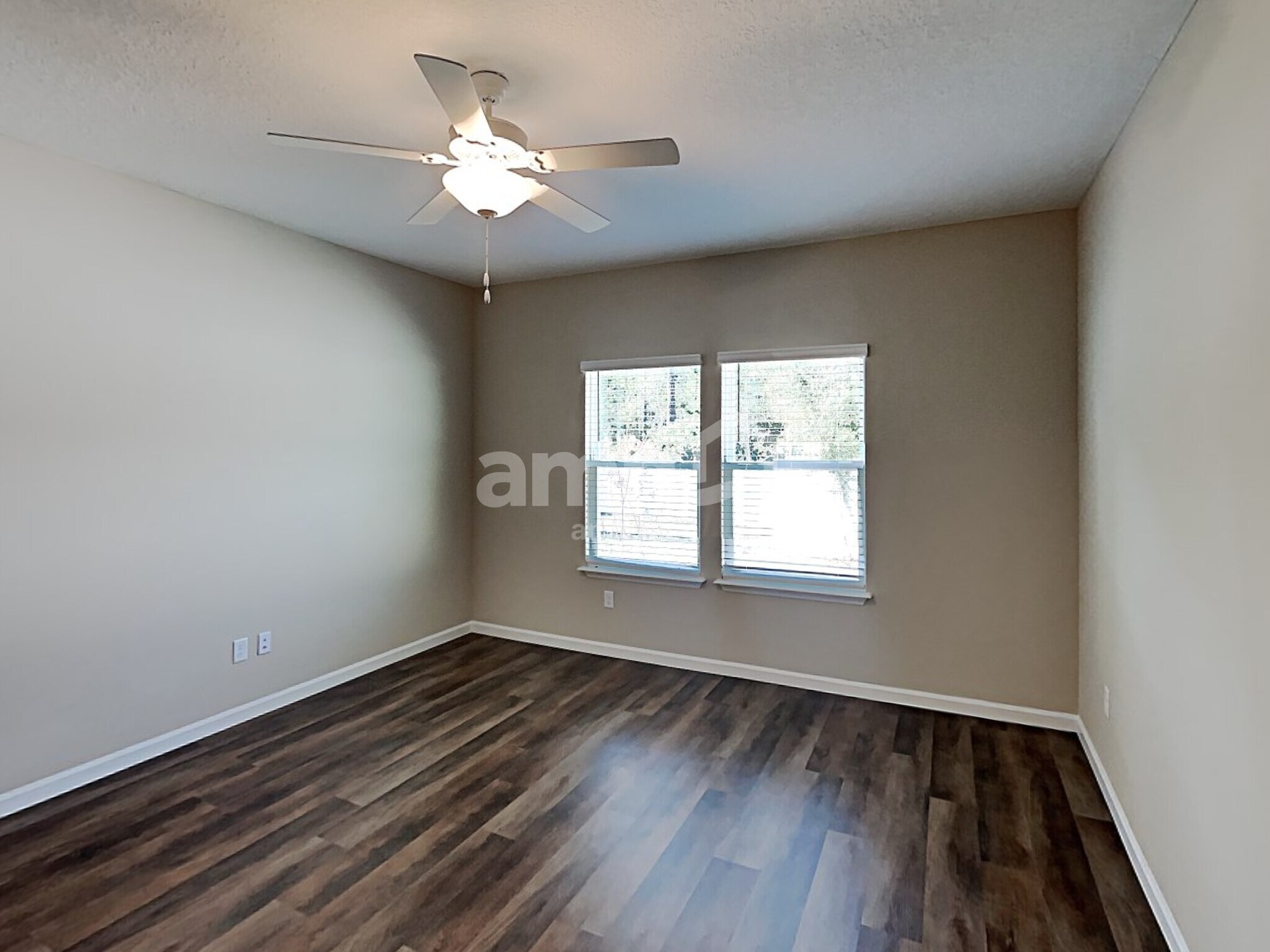 Building Photo - 238 Hemlock Pt