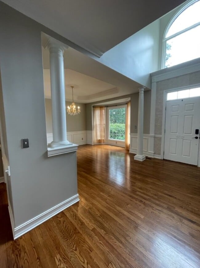 Building Photo - West Knoxville, Farragut 37934 - 4 bedroom, 3.5 bath, 2 Story Brick Home -Contact Debra Johnson (...