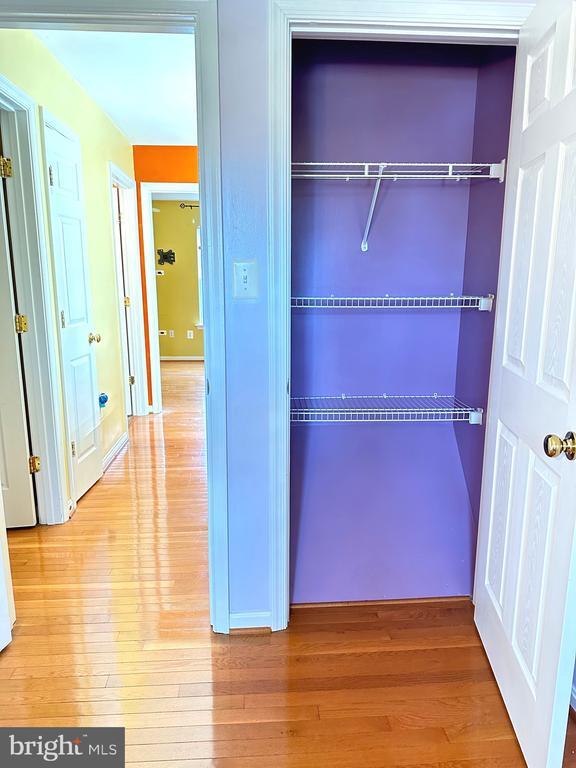 Building Photo - 20408 River Bank St