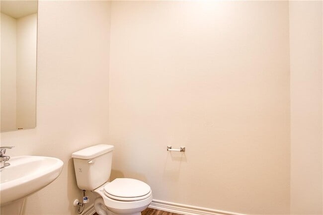 Building Photo - 19024 Quiet Range Dr