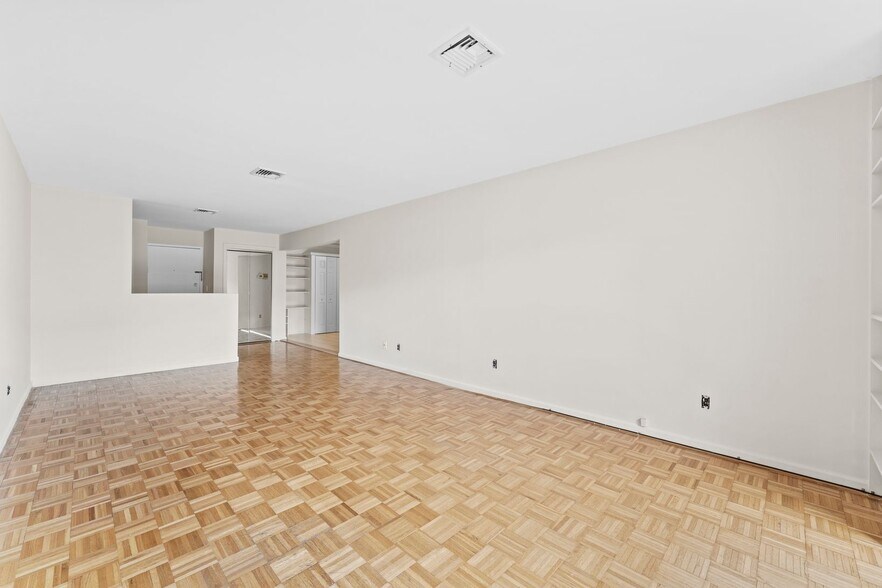 Building Photo - 314 Palisade Ave
