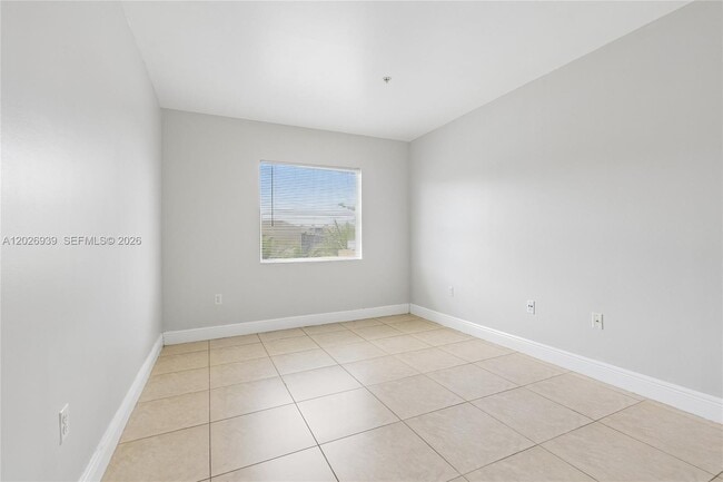 Building Photo - 4147 Stirling Rd