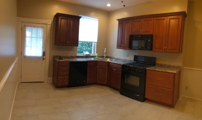 Building Photo - 160 Pearl St