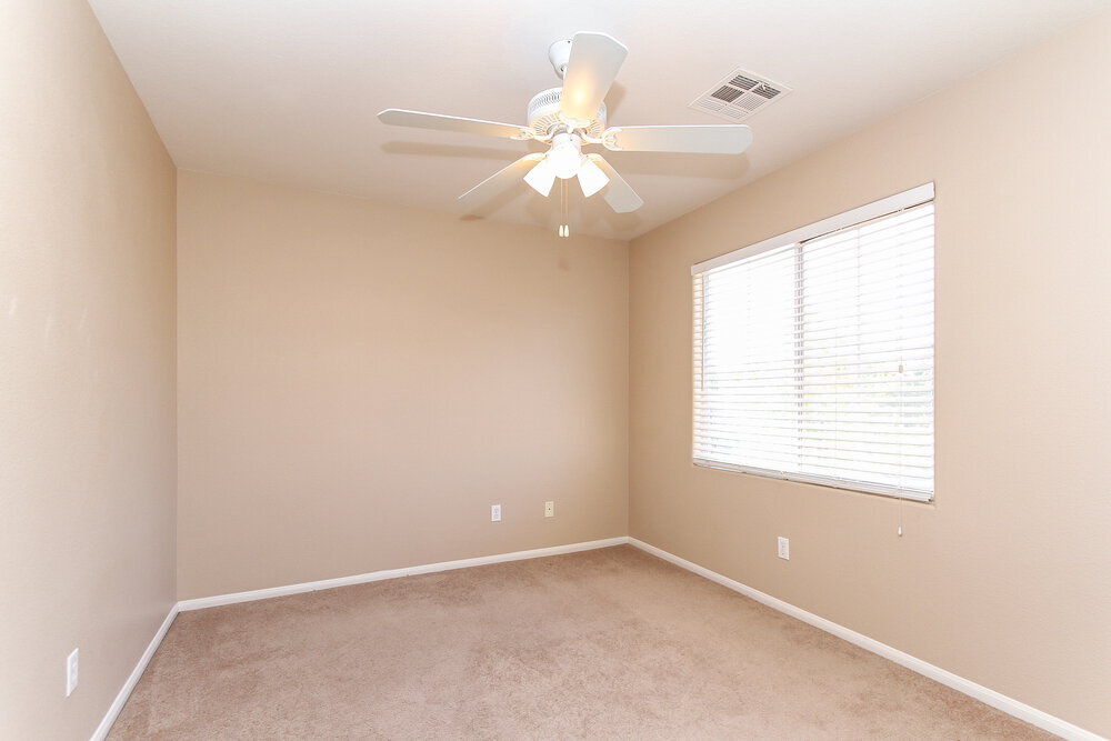 Building Photo - 2422 Predera Ave