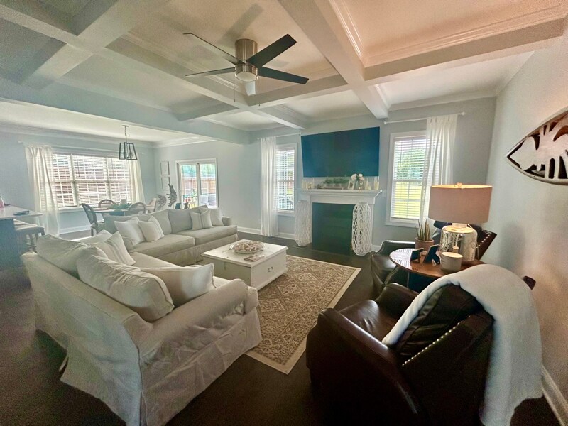 Building Photo - 155 Meadow Lake Dr