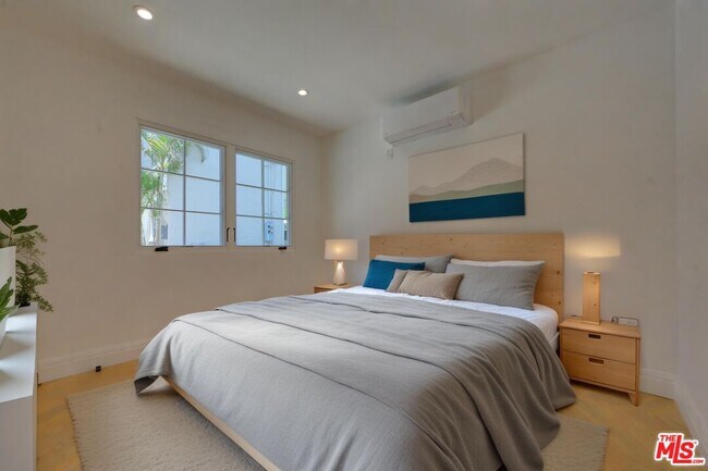 Building Photo - 234 Spalding Dr