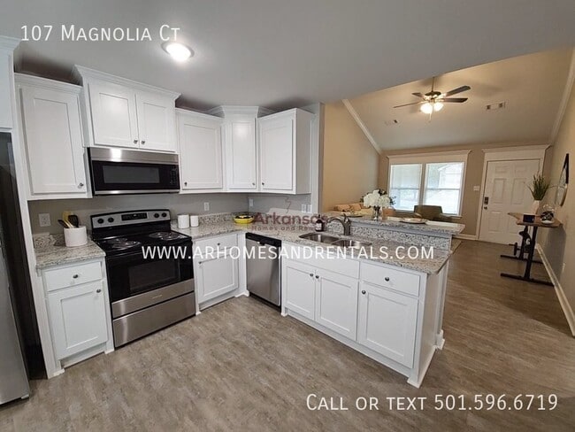 Building Photo - 107 Magnolia Ct