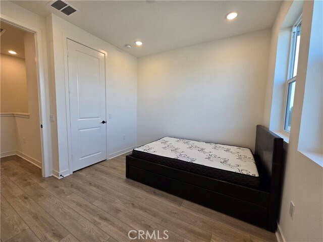 Building Photo - 4222 Marigold Ln