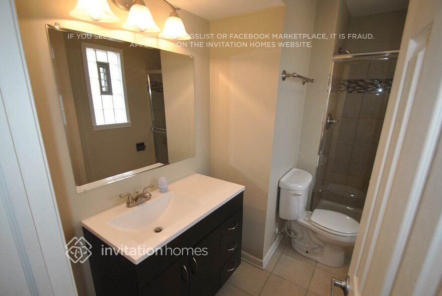 Building Photo - 520 Winston Dr