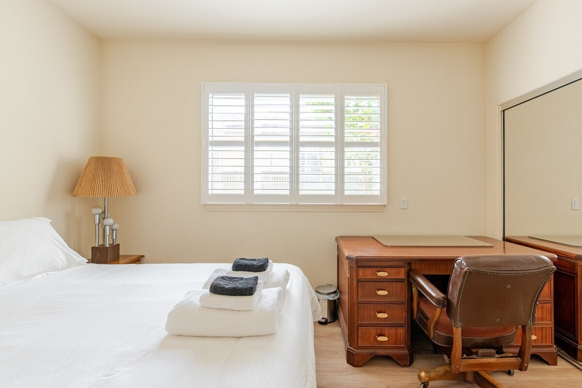 Building Photo - 199 N Lincoln Ave