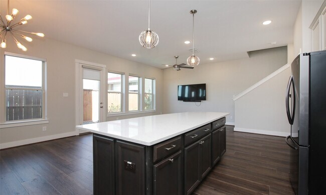 Building Photo - 12502 Malachite Wy