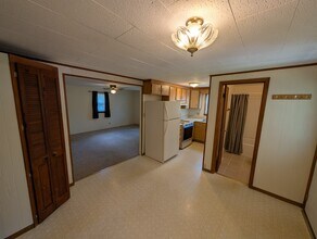 Building Photo - 6383 Zorn Rd