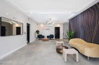 Building Photo - 6 West End Ct