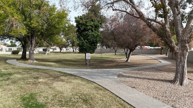 Building Photo - 4401 W McRae Way