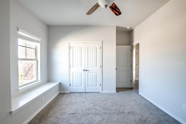 Building Photo - 2633 Steece Wy